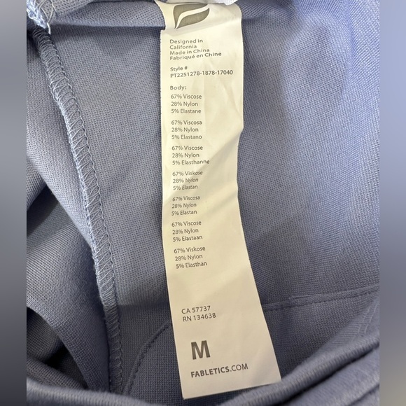 Fabletics 24/7 Skinny Pants Medium NWT - Picture 10 of 11